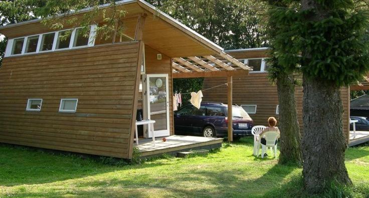 Vikaer Strand Camping & Cottages Diernaes ภายนอก รูปภาพ
