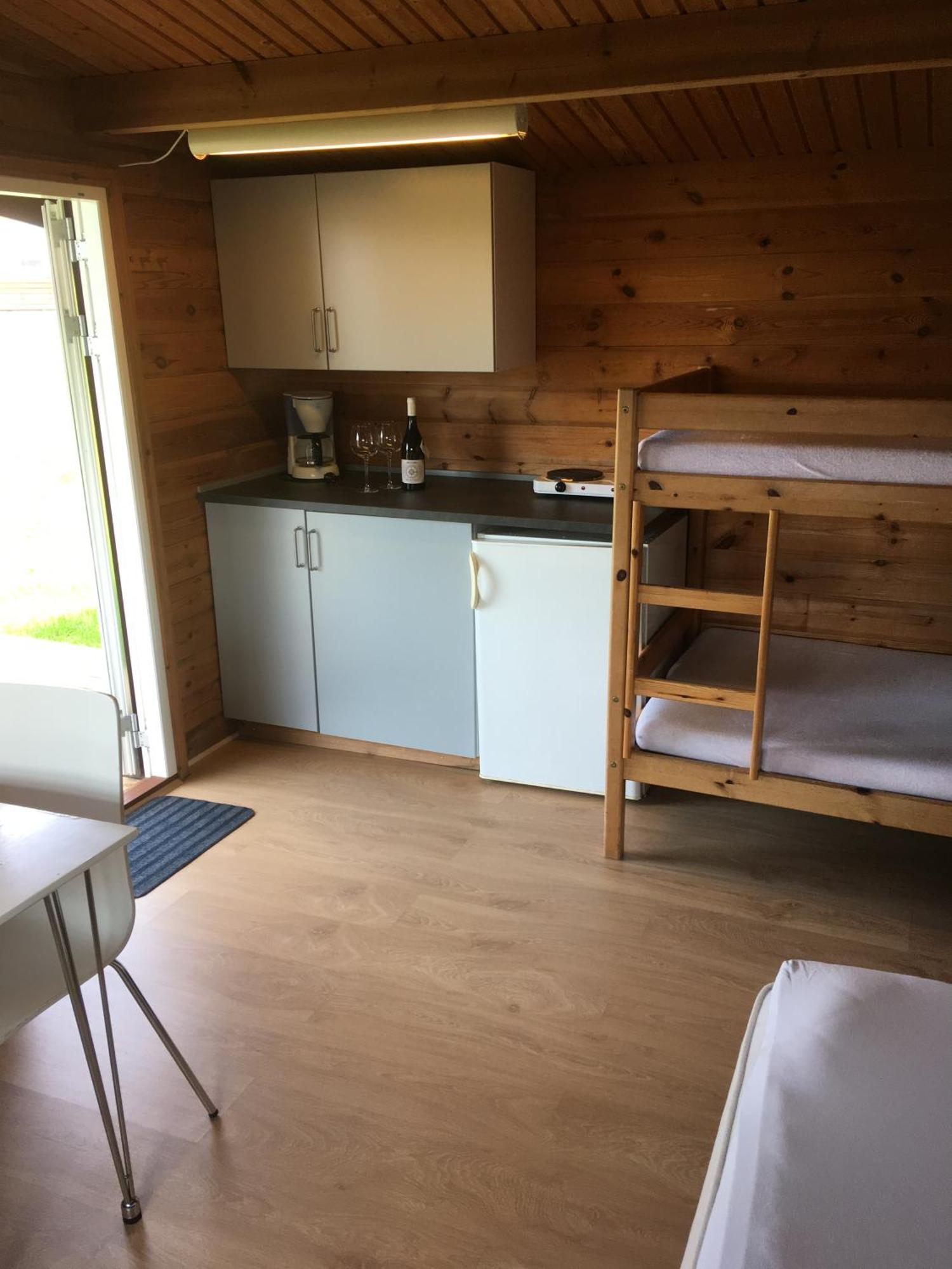 Vikaer Strand Camping & Cottages Diernaes ภายนอก รูปภาพ