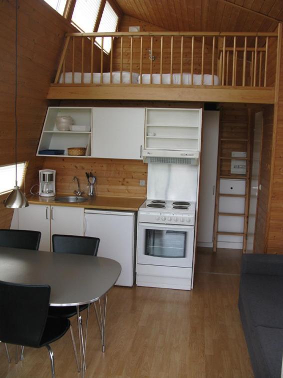 Vikaer Strand Camping & Cottages Diernaes ภายนอก รูปภาพ